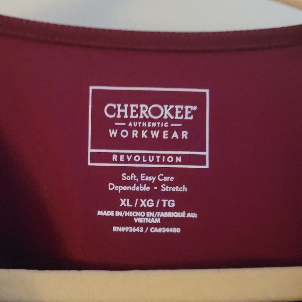 Cherokee Scrub Top